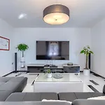 Elli By Interhome * Tinjan