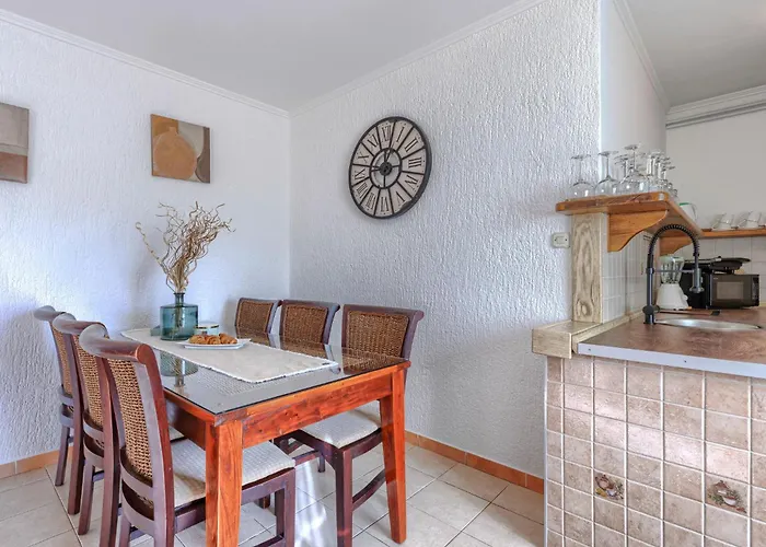 Villa Elli By Interhome Tinjan